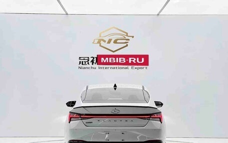 Hyundai Elantra, 2023 год, 1 730 000 рублей, 5 фотография