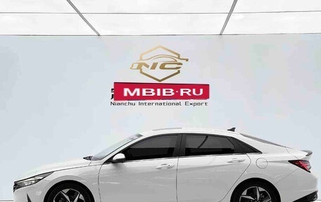 Hyundai Elantra, 2023 год, 1 730 000 рублей, 7 фотография