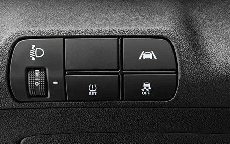 Hyundai Elantra, 2023 год, 1 730 000 рублей, 17 фотография