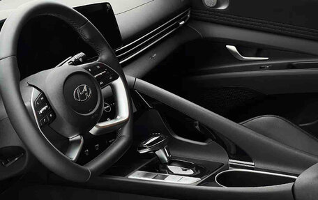 Hyundai Elantra, 2023 год, 1 730 000 рублей, 18 фотография