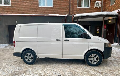 Volkswagen Transporter T5 рестайлинг, 2014 год, 1 750 000 рублей, 3 фотография