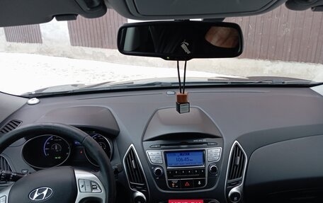 Hyundai ix35 I рестайлинг, 2011 год, 1 270 000 рублей, 8 фотография