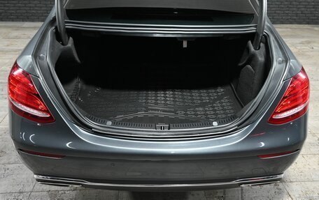 Mercedes-Benz E-Класс, 2018 год, 3 800 000 рублей, 6 фотография