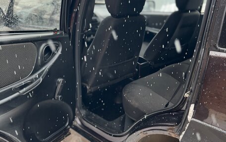 Chevrolet Niva I рестайлинг, 2010 год, 400 000 рублей, 10 фотография