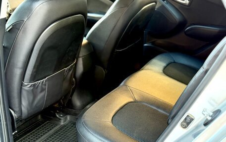 Hyundai ix35 I рестайлинг, 2013 год, 950 000 рублей, 15 фотография