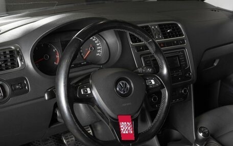 Volkswagen Polo VI (EU Market), 2016 год, 972 300 рублей, 5 фотография