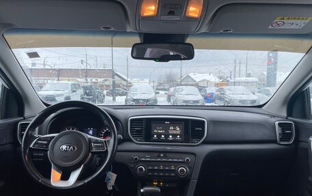 KIA Sportage IV рестайлинг, 2018 год, 2 350 000 рублей, 2 фотография