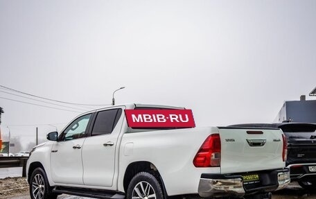 Toyota Hilux VIII, 2015 год, 3 038 000 рублей, 4 фотография