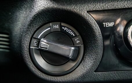 Toyota Hilux VIII, 2015 год, 3 038 000 рублей, 18 фотография