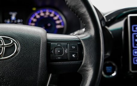 Toyota Hilux VIII, 2015 год, 3 038 000 рублей, 36 фотография