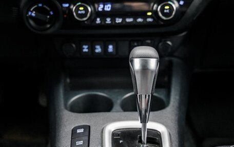 Toyota Hilux VIII, 2015 год, 3 038 000 рублей, 33 фотография