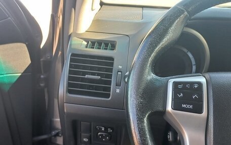 Toyota Land Cruiser Prado 150 рестайлинг 2, 2013 год, 3 200 000 рублей, 10 фотография