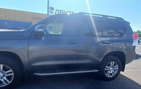 Toyota Land Cruiser Prado 150 рестайлинг 2, 2013 год, 3 200 000 рублей, 15 фотография