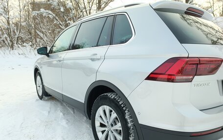 Volkswagen Tiguan II, 2018 год, 2 850 000 рублей, 5 фотография