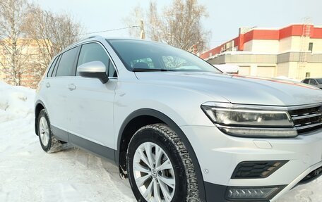 Volkswagen Tiguan II, 2018 год, 2 850 000 рублей, 12 фотография