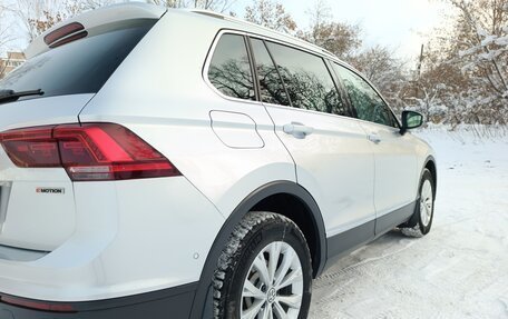 Volkswagen Tiguan II, 2018 год, 2 850 000 рублей, 9 фотография