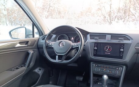 Volkswagen Tiguan II, 2018 год, 2 850 000 рублей, 25 фотография