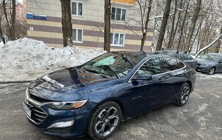 Chevrolet Malibu IX, 2022 год, 1 900 000 рублей, 10 фотография