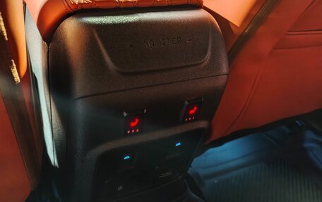 Ford Bronco, 2022 год, 9 000 000 рублей, 20 фотография