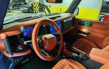 Ford Bronco, 2022 год, 9 000 000 рублей, 16 фотография