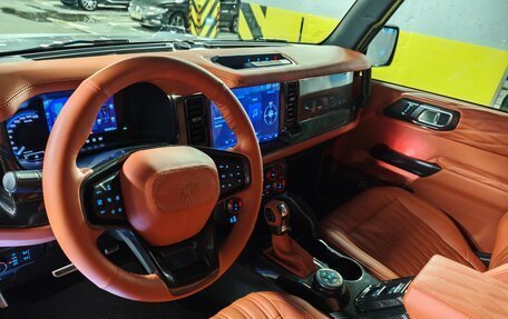 Ford Bronco, 2022 год, 9 000 000 рублей, 17 фотография