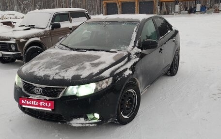 KIA Cerato III, 2010 год, 850 000 рублей, 2 фотография
