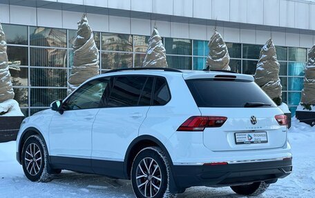 Volkswagen Tiguan II, 2021 год, 3 270 000 рублей, 4 фотография