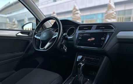 Volkswagen Tiguan II, 2021 год, 3 270 000 рублей, 9 фотография