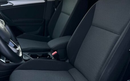 Volkswagen Tiguan II, 2021 год, 3 270 000 рублей, 20 фотография