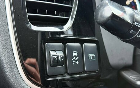 Mitsubishi Outlander III рестайлинг 3, 2014 год, 1 450 000 рублей, 21 фотография