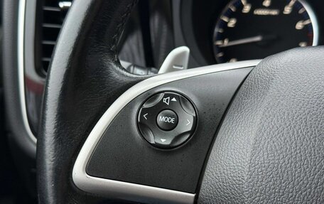 Mitsubishi Outlander III рестайлинг 3, 2014 год, 1 450 000 рублей, 27 фотография