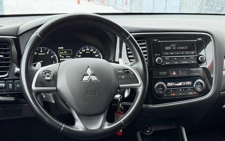 Mitsubishi Outlander III рестайлинг 3, 2014 год, 1 450 000 рублей, 17 фотография