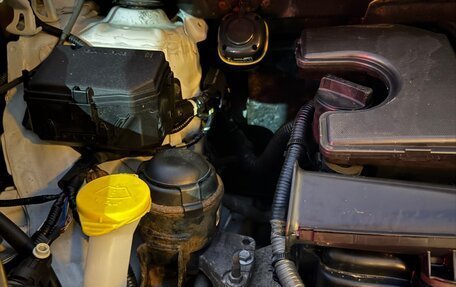 Toyota Yaris III рестайлинг, 2017 год, 1 350 000 рублей, 1 фотография