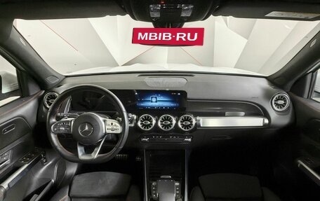 Mercedes-Benz GLB, 2021 год, 4 350 000 рублей, 14 фотография
