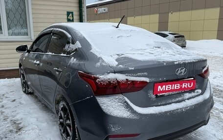 Hyundai Solaris II рестайлинг, 2017 год, 770 000 рублей, 12 фотография