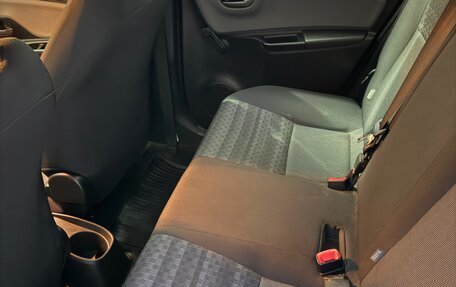 Toyota Yaris III рестайлинг, 2017 год, 1 350 000 рублей, 9 фотография