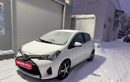 Toyota Yaris III рестайлинг, 2017 год, 1 350 000 рублей, 16 фотография