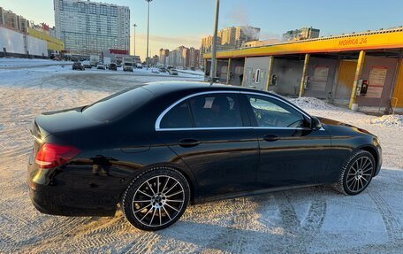 Mercedes-Benz E-Класс, 2017 год, 3 350 000 рублей, 8 фотография