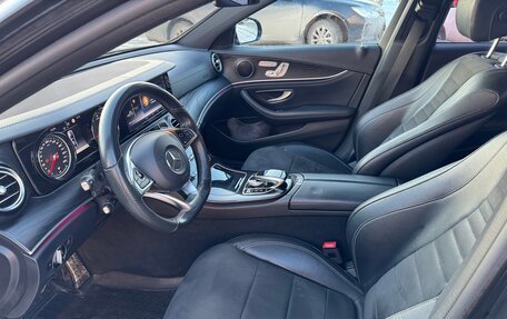 Mercedes-Benz E-Класс, 2017 год, 3 350 000 рублей, 18 фотография