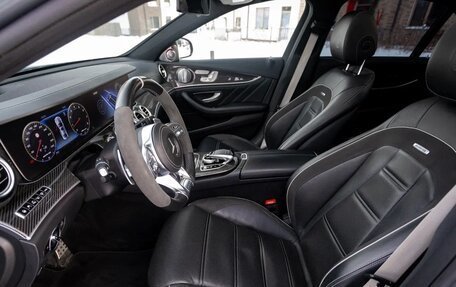 Mercedes-Benz E-Класс AMG, 2018 год, 6 450 000 рублей, 17 фотография