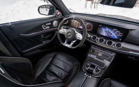 Mercedes-Benz E-Класс AMG, 2018 год, 6 450 000 рублей, 19 фотография