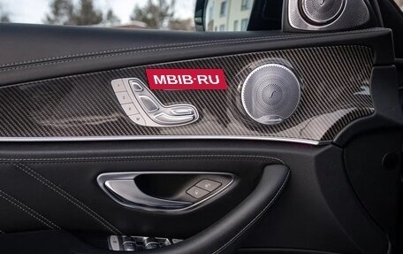 Mercedes-Benz E-Класс AMG, 2018 год, 6 450 000 рублей, 26 фотография