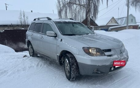 Mitsubishi Outlander III рестайлинг 3, 2002 год, 550 000 рублей, 8 фотография