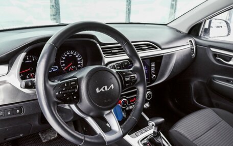 KIA Rio IV, 2022 год, 1 929 000 рублей, 10 фотография