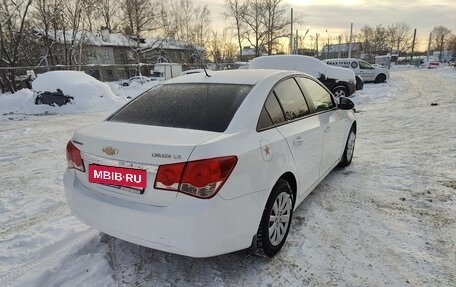 Chevrolet Cruze II, 2012 год, 800 000 рублей, 1 фотография