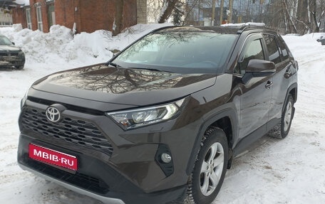 Toyota RAV4, 2019 год, 3 150 000 рублей, 1 фотография