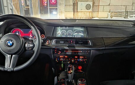 BMW 7 серия, 2012 год, 2 800 000 рублей, 9 фотография