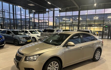 Chevrolet Cruze II, 2012 год, 649 000 рублей, 8 фотография