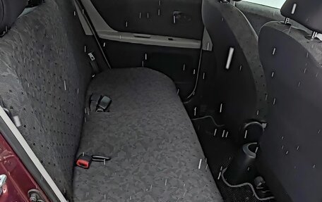 Toyota Vitz, 2010 год, 570 000 рублей, 6 фотография