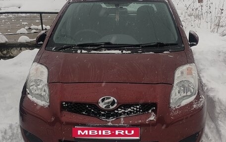Toyota Vitz, 2010 год, 570 000 рублей, 2 фотография
